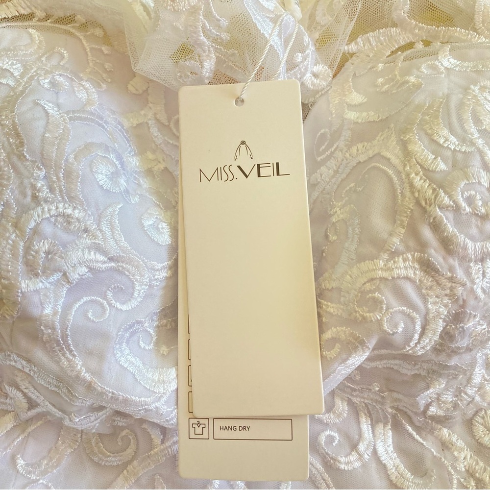 Miss Veil White Lace Fabric Mini Wedding Dress | NWT - Picture 9 of 9